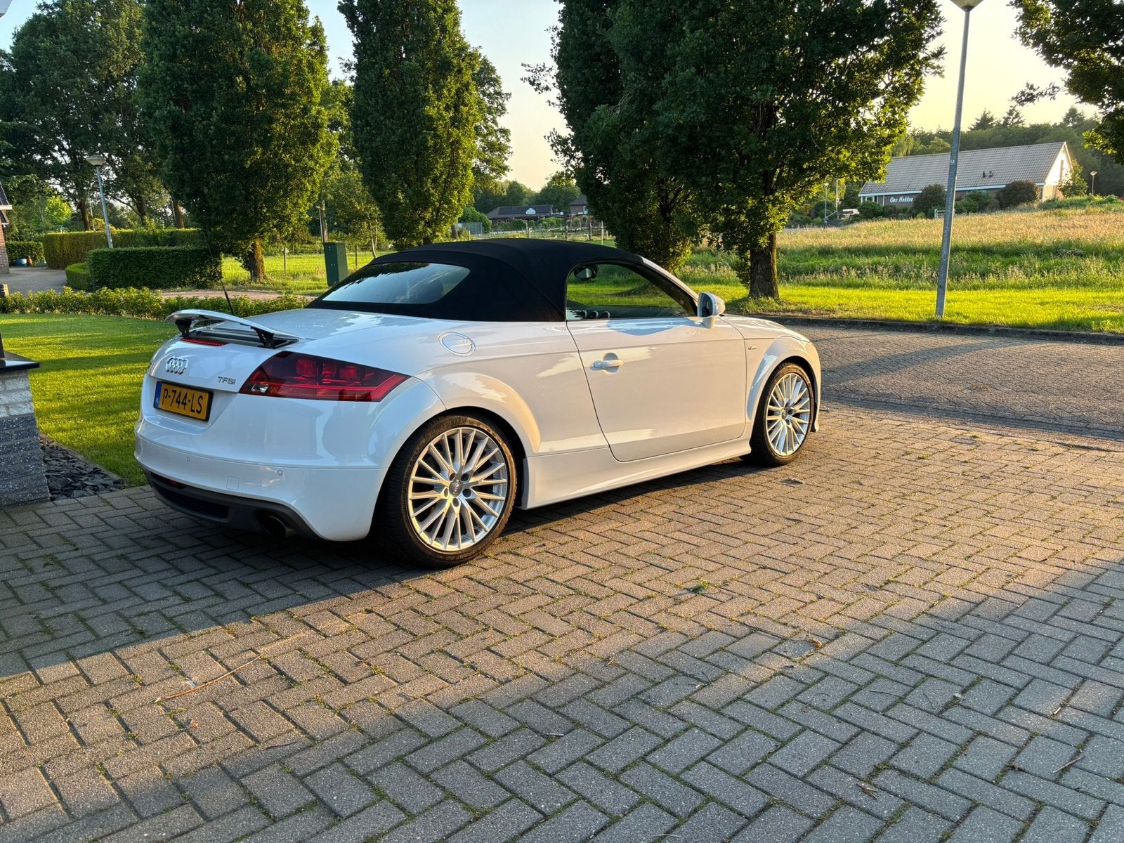 Audi TT 2.0 Tfsi Roadster 155KW S-tr 2013 Wit 106012km, Auto's, Audi, TT, 1295 kg, 4 cilinders, Wit