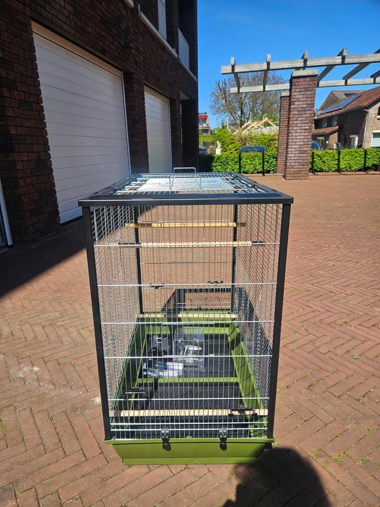 Mooie vogelkooi, Dieren en Toebehoren, Ophalen, Zo goed als nieuw, Metaal, Vogelkooi
