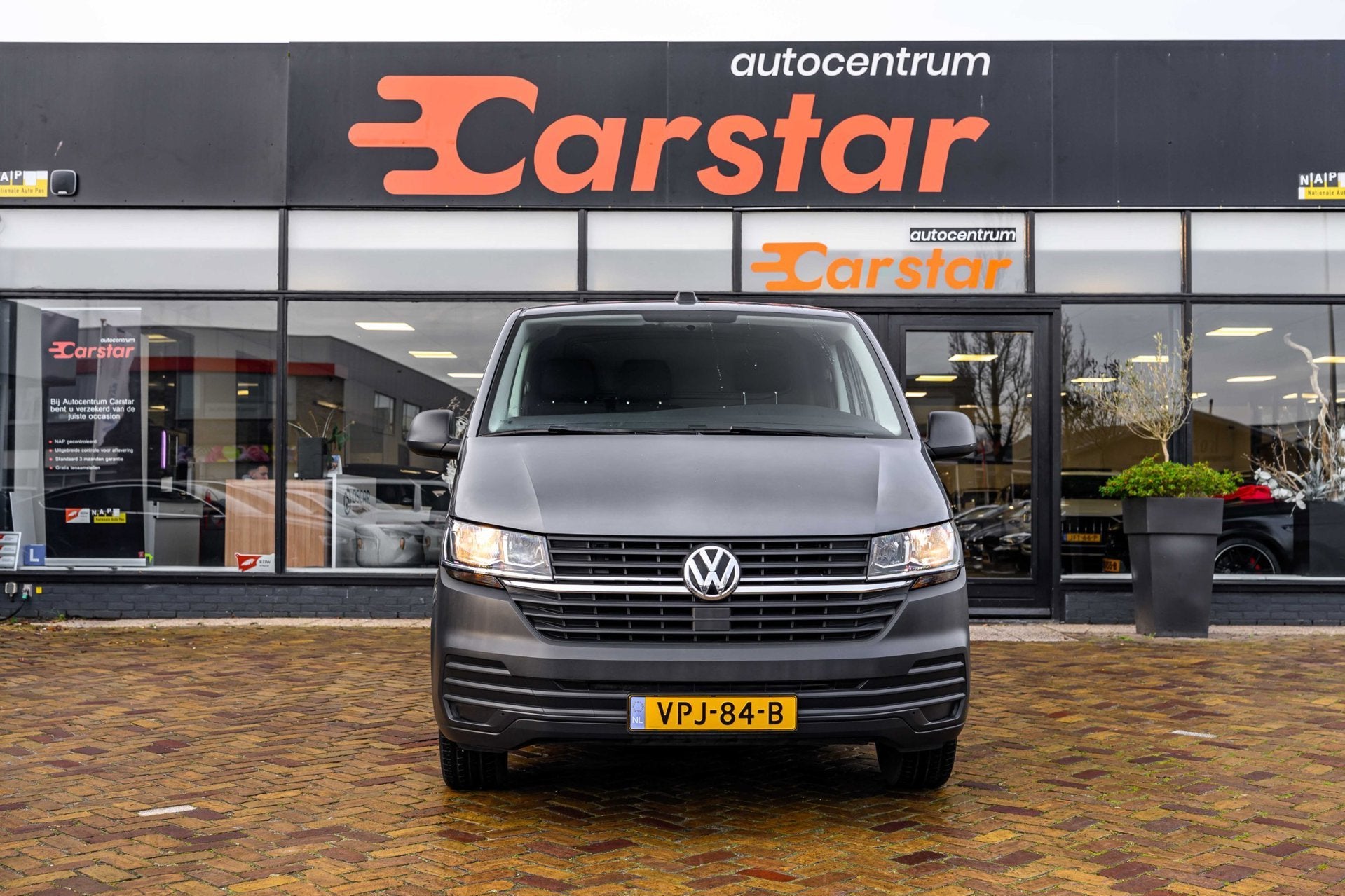 Volkswagen Transporter 2.0 TDI L2H1 28 Economy Business|Airc, Auto's, Voorwielaandrijving, Dealer onderhouden, Stof, Gebruikt