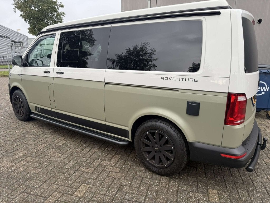 T5 T6 Sidebars buis 60 mm met RVS trede Zwart gepoedercoat