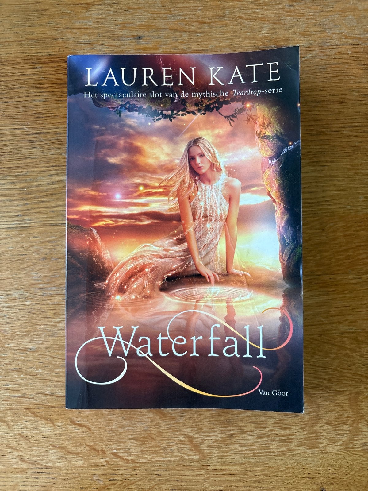 Lauren Kate - Waterfall, Ophalen of Verzenden, Zo goed als nieuw, Lauren Kate