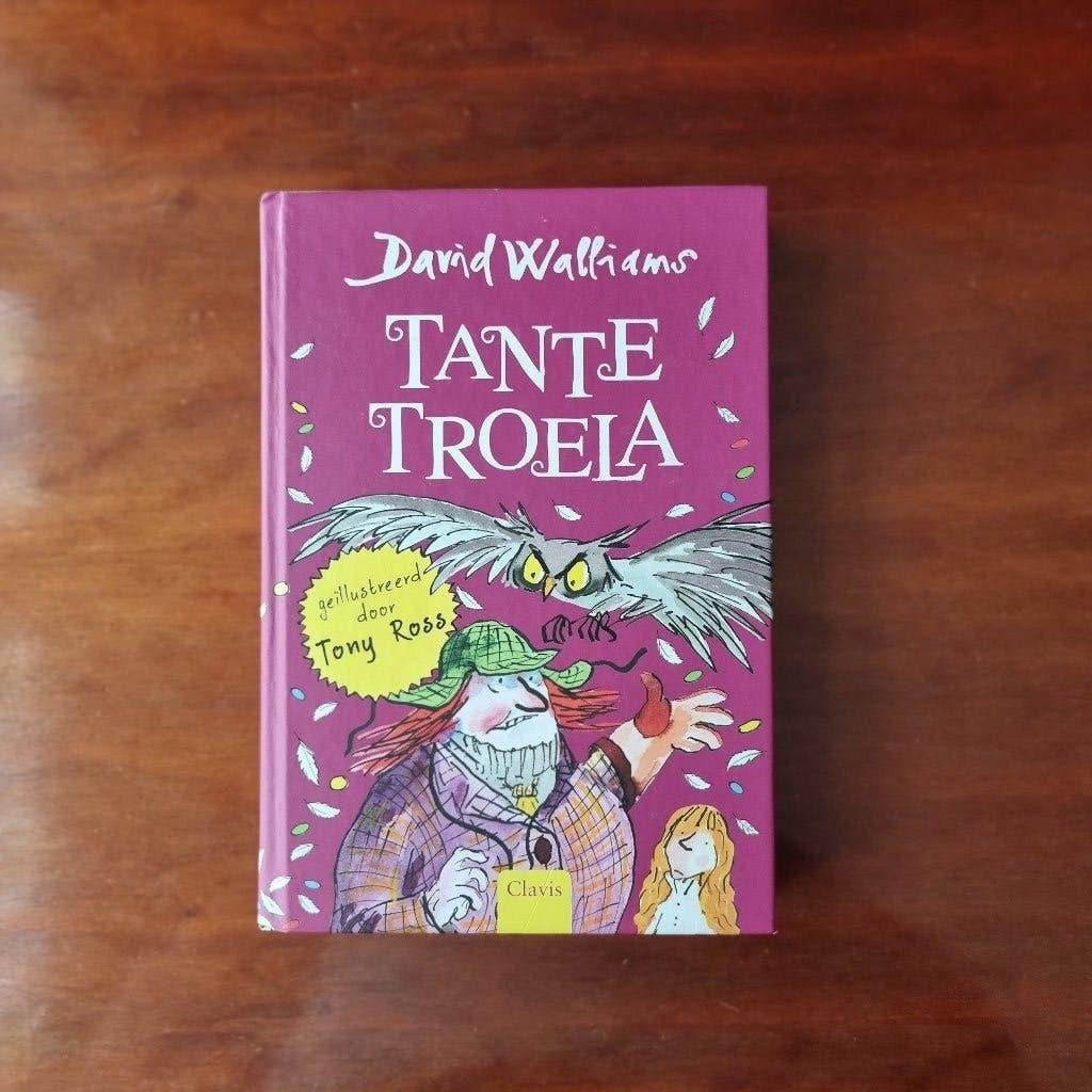 Tante Troela, Ophalen of Verzenden, Zo goed als nieuw, Fictie, David Walliams