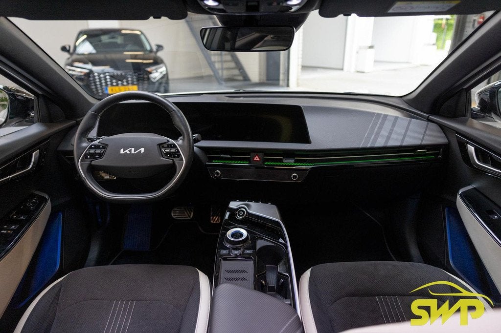 Kia EV6 GT-Line 77.4 kWh | 20 inch | HUD | 360 | Pano | Sfee, Auto's, Kia, Automaat, 228 pk, Achterwielaandrijving, Gebruikt