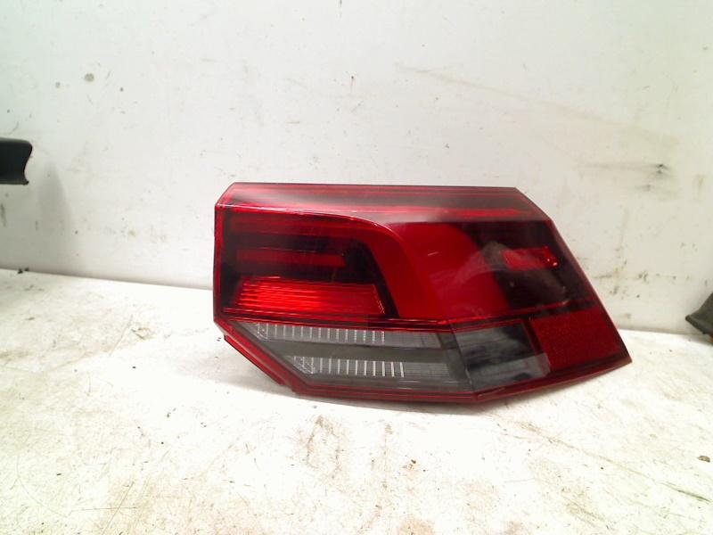 Achterlicht Rechts Volkswagen Golf VIII (CD1) 5H0945096B, Gebruikt, Volkswagen, Volkswagen AG, Kundenbetreuung@volkswagen.de