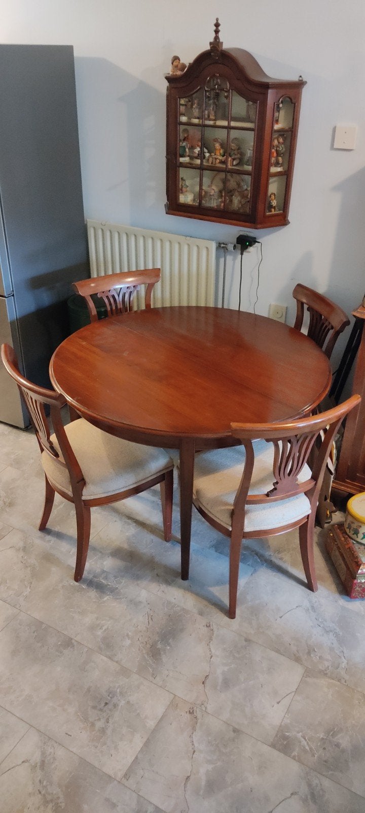 Elegante eethoek vruchtenhout, Ophalen