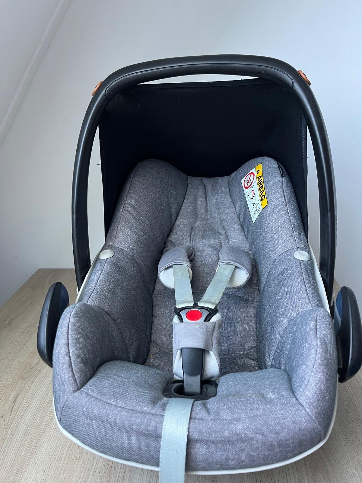 Maxi-Cosi autostoel met Isofix base, Ophalen, Autogordel of Isofix, Gebruikt, Zijbescherming