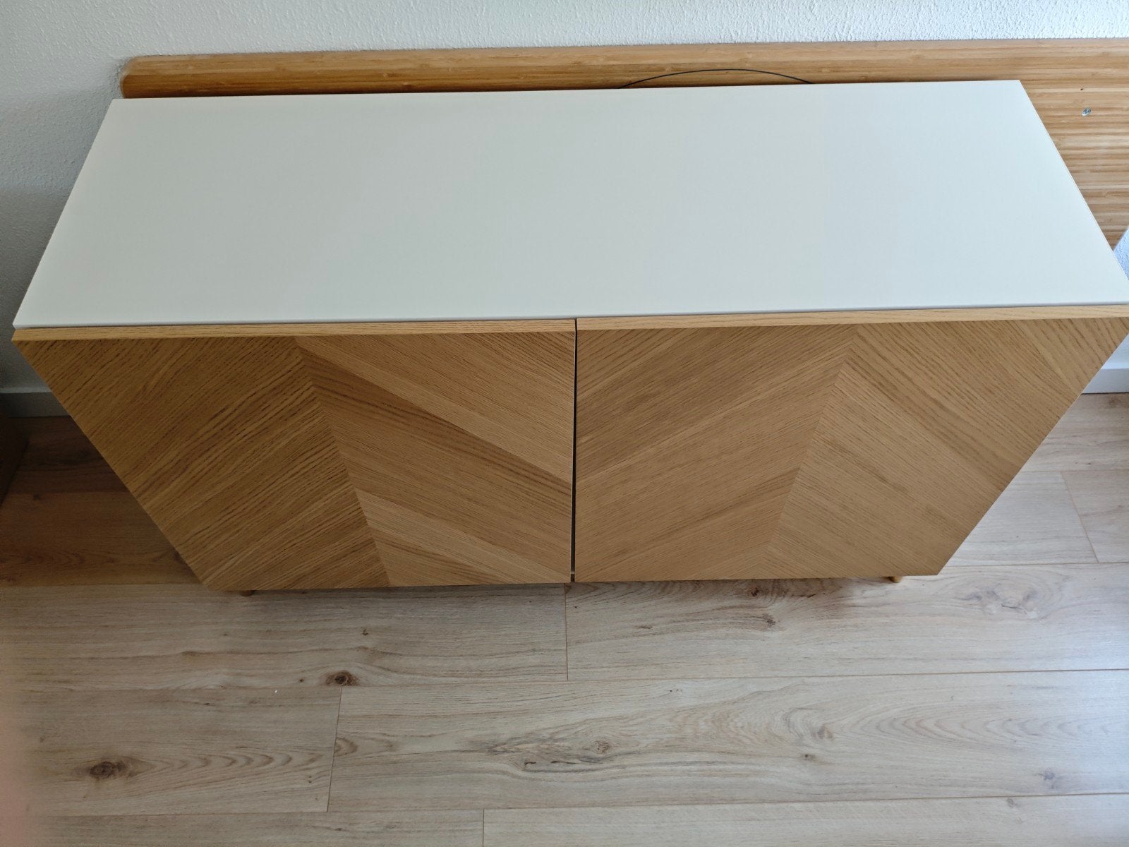 IKEA BESTÅ Opberger met deuren, wit/eikenfineer, Ophalen of Verzenden, Zo goed als nieuw