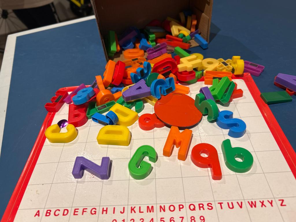 Magnetisch bord met letters en cijfers, Ophalen, Gebruikt, Taal en Lezen