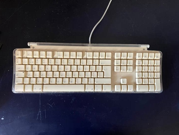 Apple Pro Toetsenbord M7803 - Bedraad Qwerty, Computers en Software, Gebruikt, Ophalen of Verzenden, Qwerty, Numeriek gedeelte