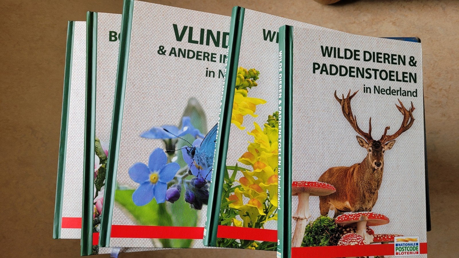 5 Natuurreeks boeken Postcode loterij., Boeken, Ophalen of Verzenden, Nieuw