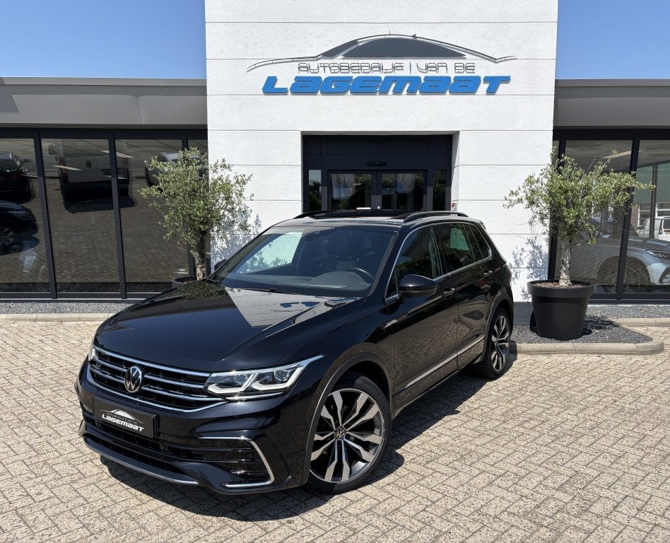 Volkswagen Tiguan 1.5 TSI 2X R-Line -Pano - Trerkhaak - Harm, Automaat, Euro 6, 4 cilinders, 150 pk
