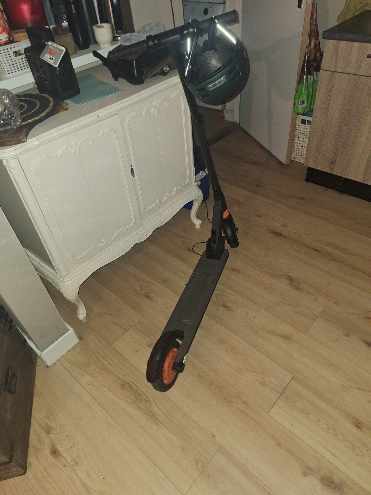 eletrische step te koop stay on x8 pro werkt helemaal als ni, Ophalen of Verzenden, Gewone step