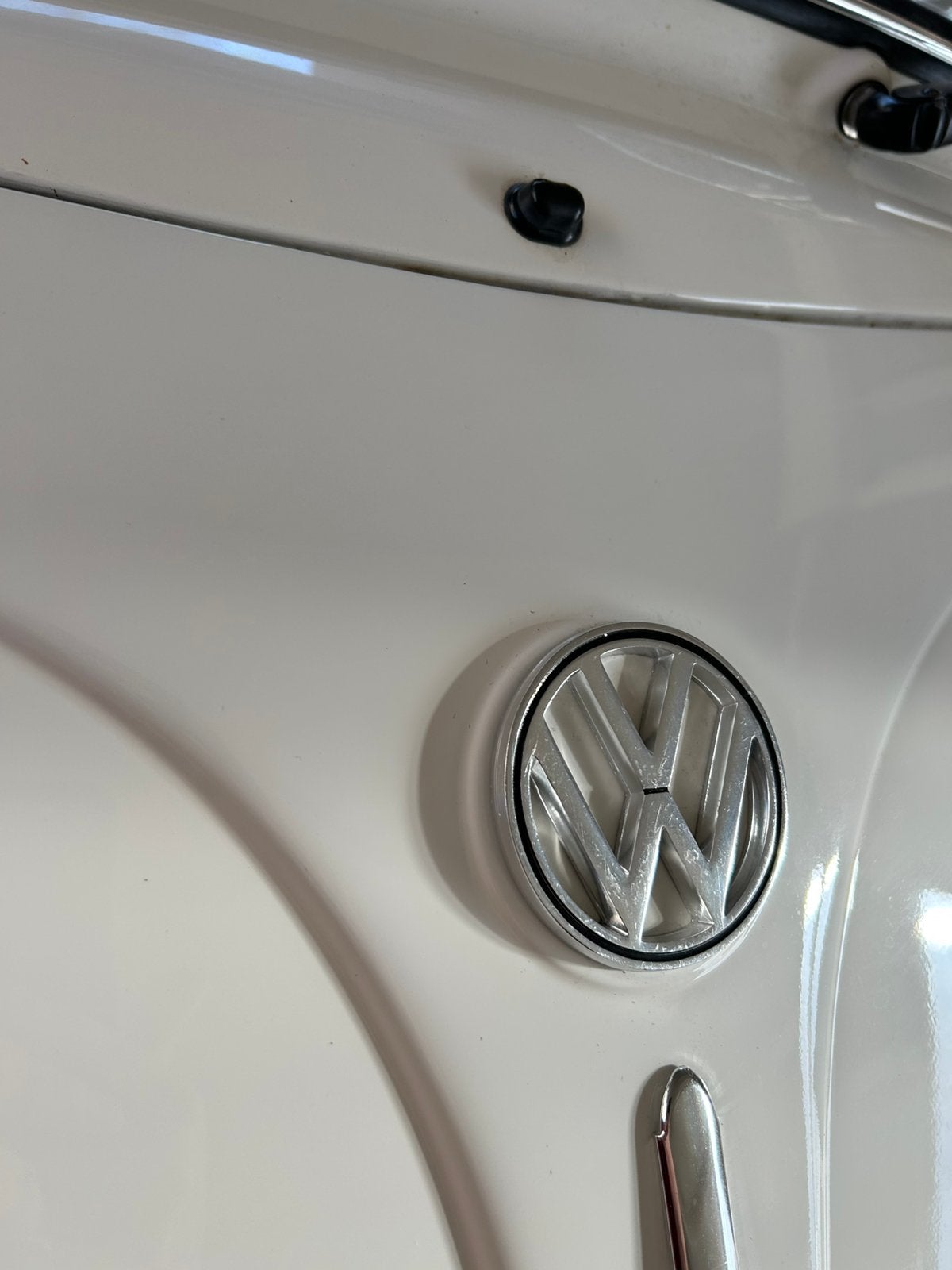 Vw kever 1200 cabriolet wit met een 1500 motor, foto 9