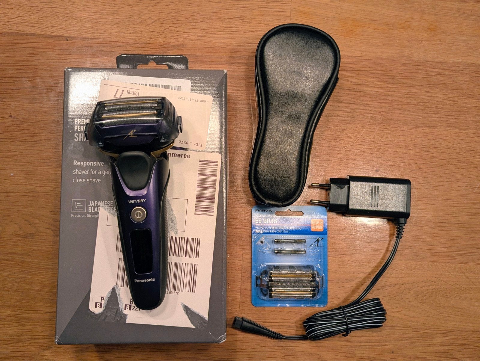 Panasonic ES-LV67-A Scheerapparaat met nieuwe mesjes, Ophalen of Verzenden, Zo goed als nieuw, Scheren en Epileren