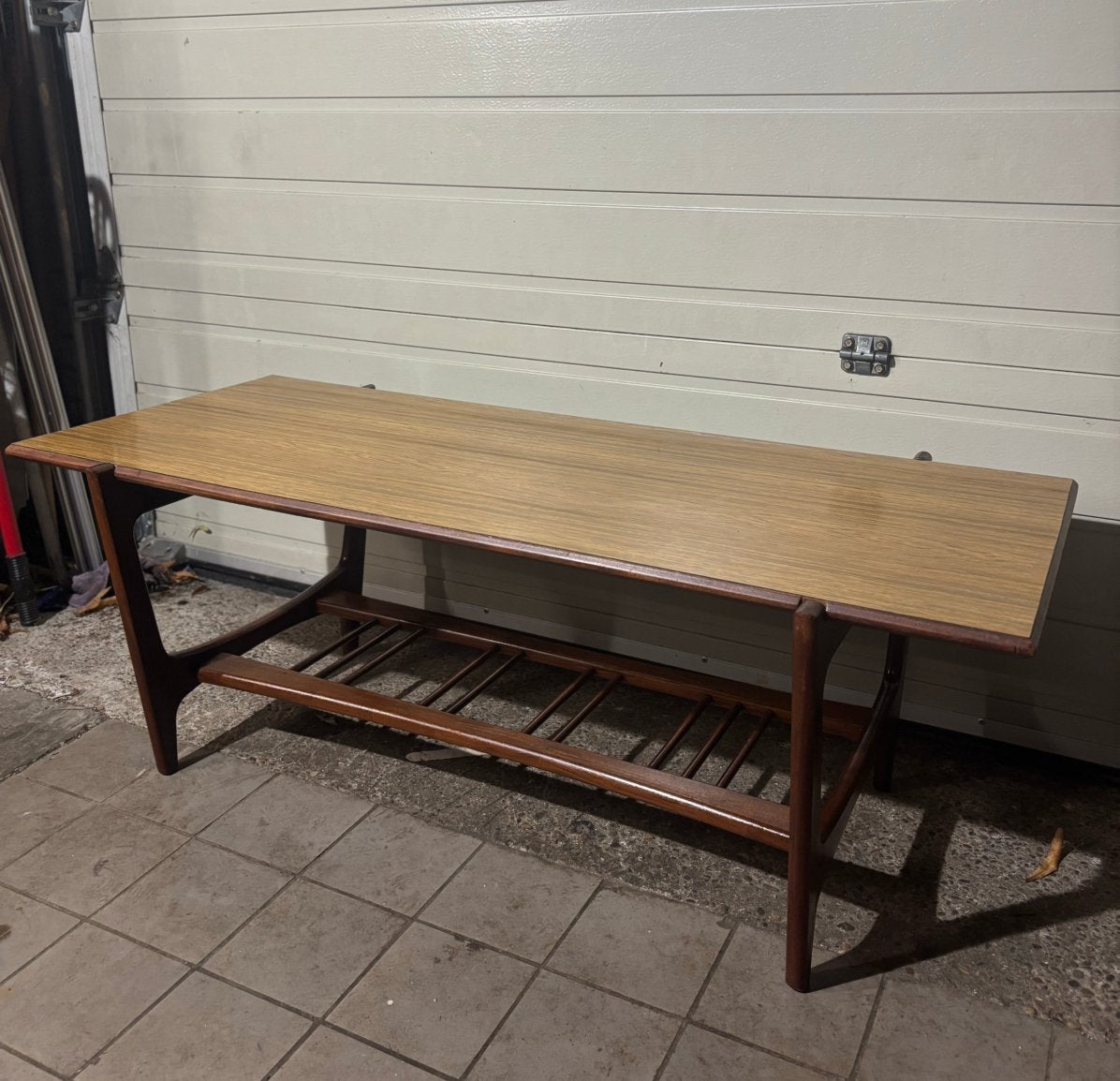 Vintage Louis van Teeffelen salontafel – WéBé jaren 60, Ophalen, 100 tot 150 cm, 50 tot 100 cm, Rechthoekig