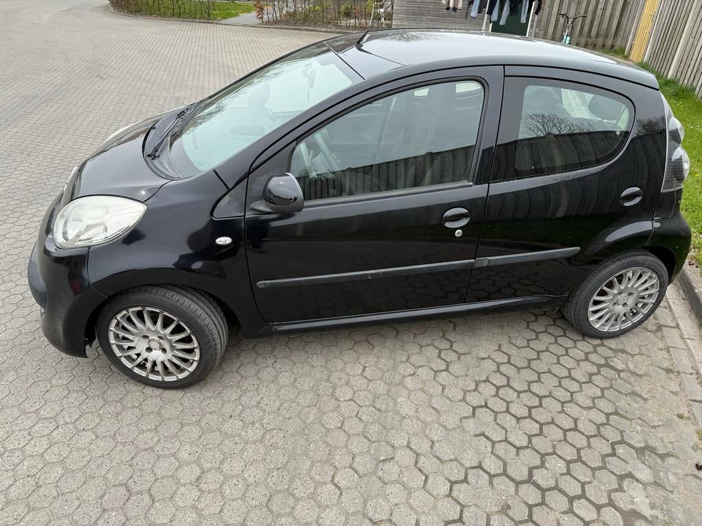 Citroën C1 1.0 5-DRS 2006 Zwart, Auto's, Voorwielaandrijving, 4 stoelen, C1, Origineel Nederlands