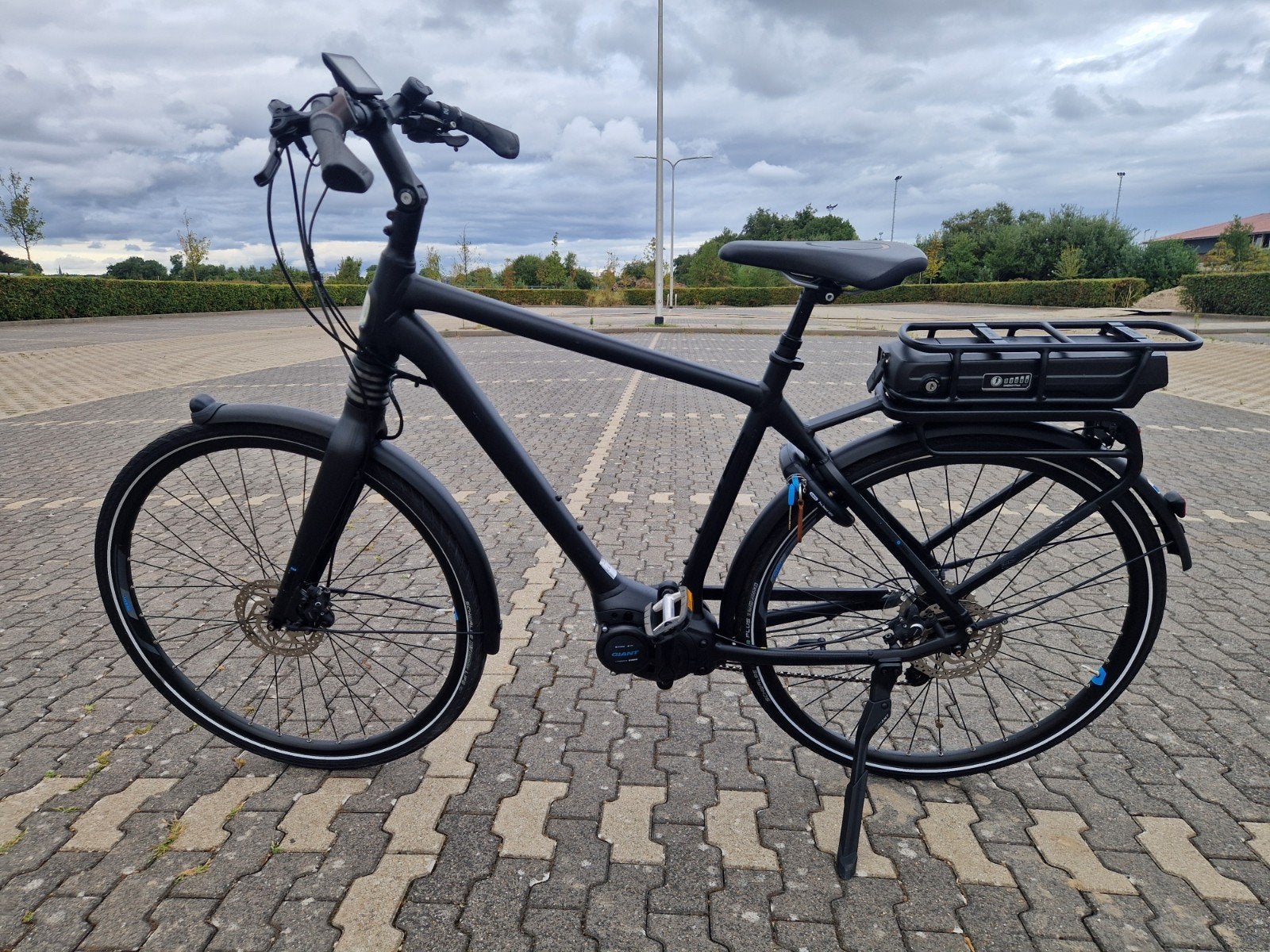 ELEKTRISCHE FIETS GIANT PRIME(YAMAHA MIDDEN MOTOR)WEINIG KM, Ophalen, Zo goed als nieuw, Overige merken