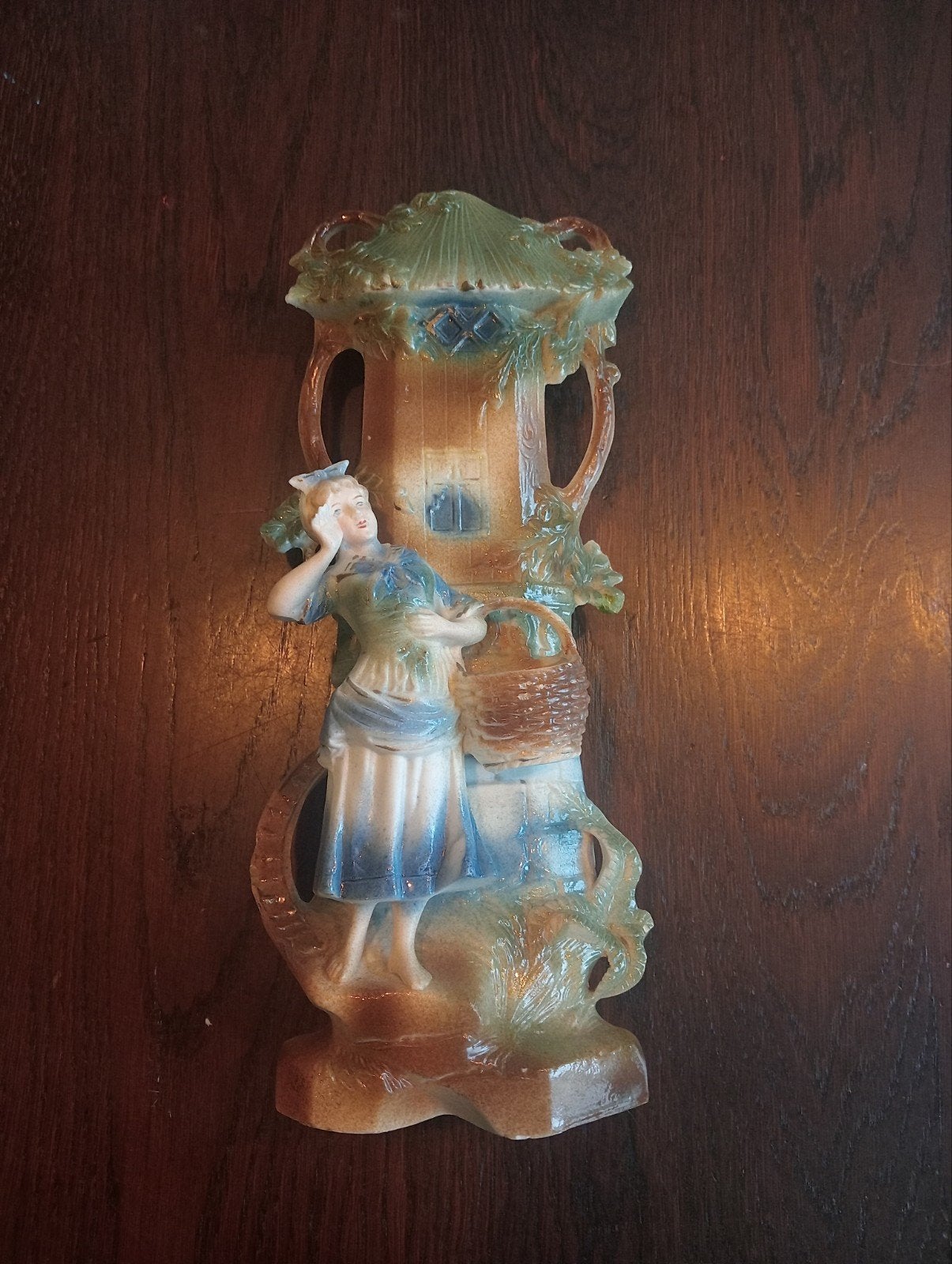 Antieke Porseleinen / Majolica vaas Dame voor Molen, Ophalen of Verzenden