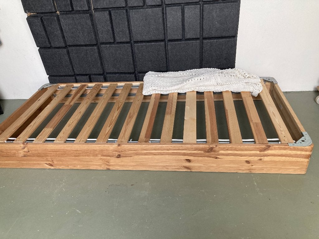 houten bedframe, Huis en Inrichting, Slaapkamer | Matrassen en Bedbodems, Ophalen, Gebruikt, 90 cm, Eenpersoons