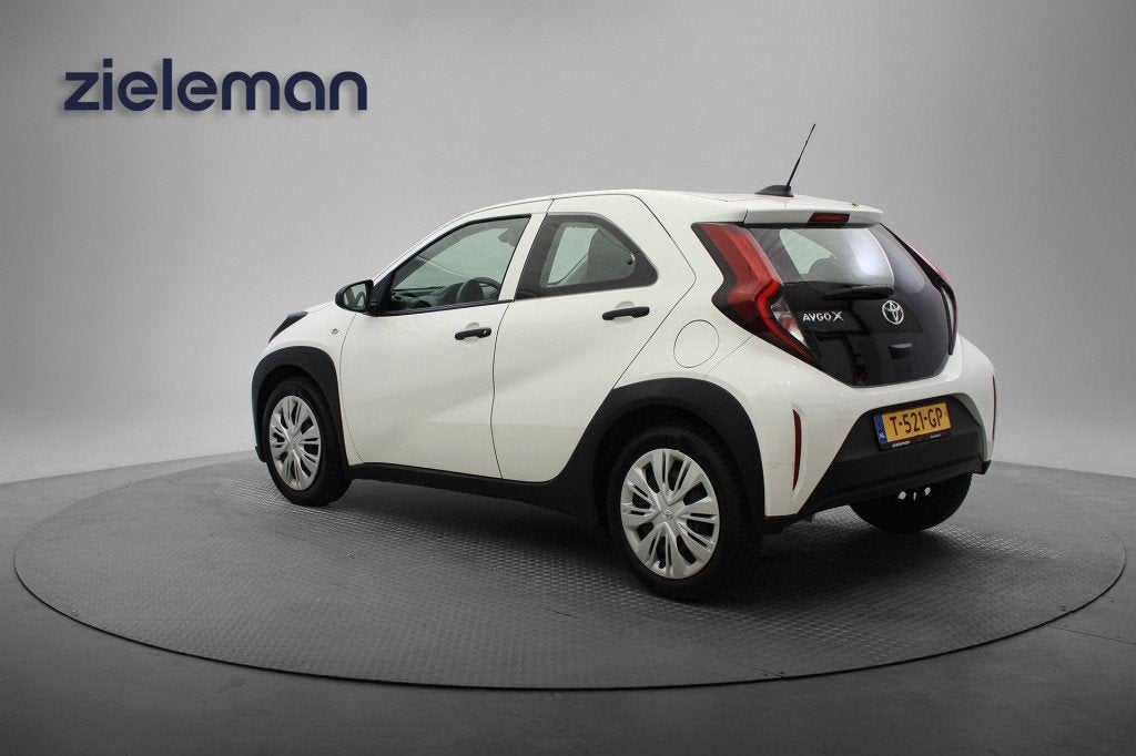 Toyota AYGO X 1.0 VVT-i MT - Carplay, Adaptive Cruise, Airco, Auto's, 31 €/maand, Met garantie (alle), 4 stoelen, Wit