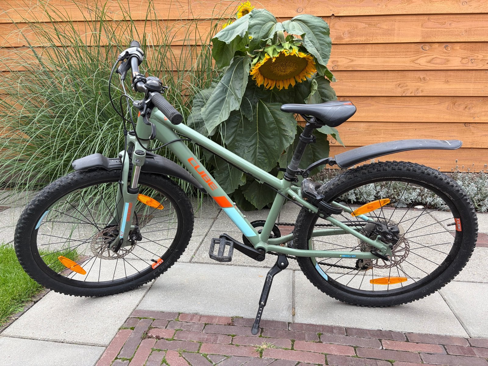 Cube Acid 250  kinderfiets 240