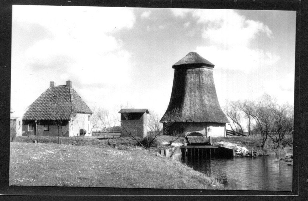 molen; Poldermolen De Achlumermolen te Achlum., Verzenden, 1960 tot 1980, Ongelopen, Friesland