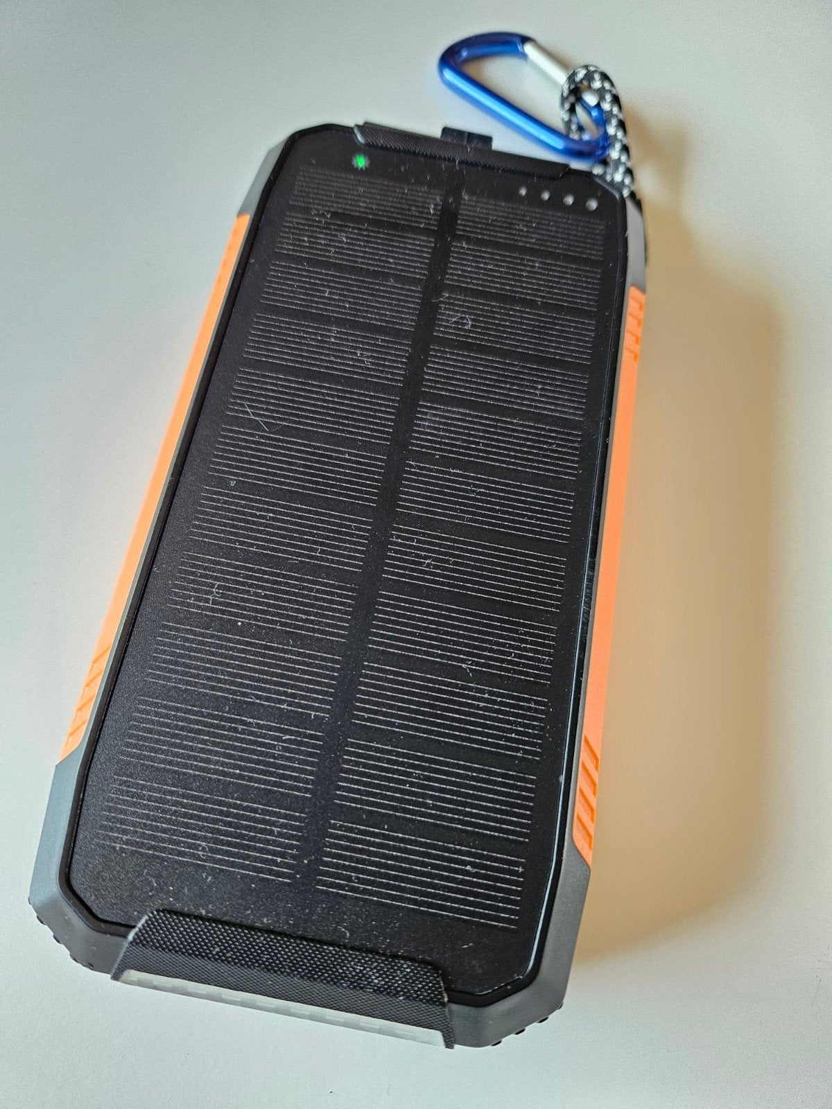 Solar Powerbank Simpsune, Telecommunicatie, Powerbanks, Ophalen of Verzenden