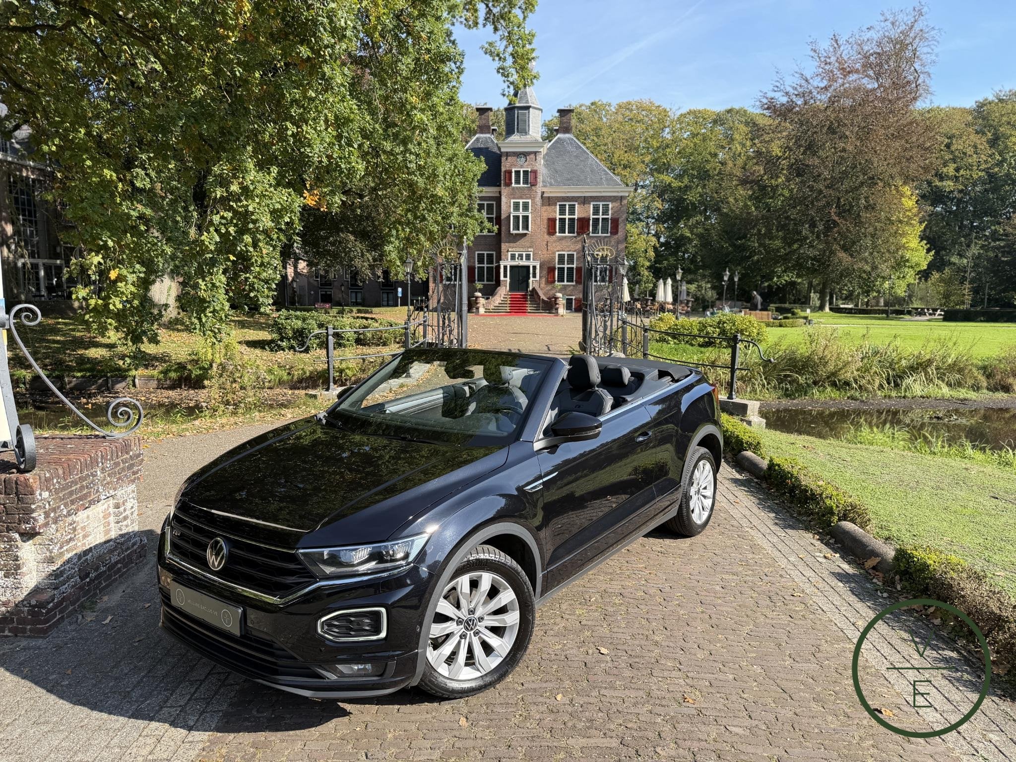 Volkswagen T-Roc Cabrio 1.5 TSI R-Line | Camera | Keyless |, Auto's, 15 km/l, 4 cilinders, Zwart, 1438 kg