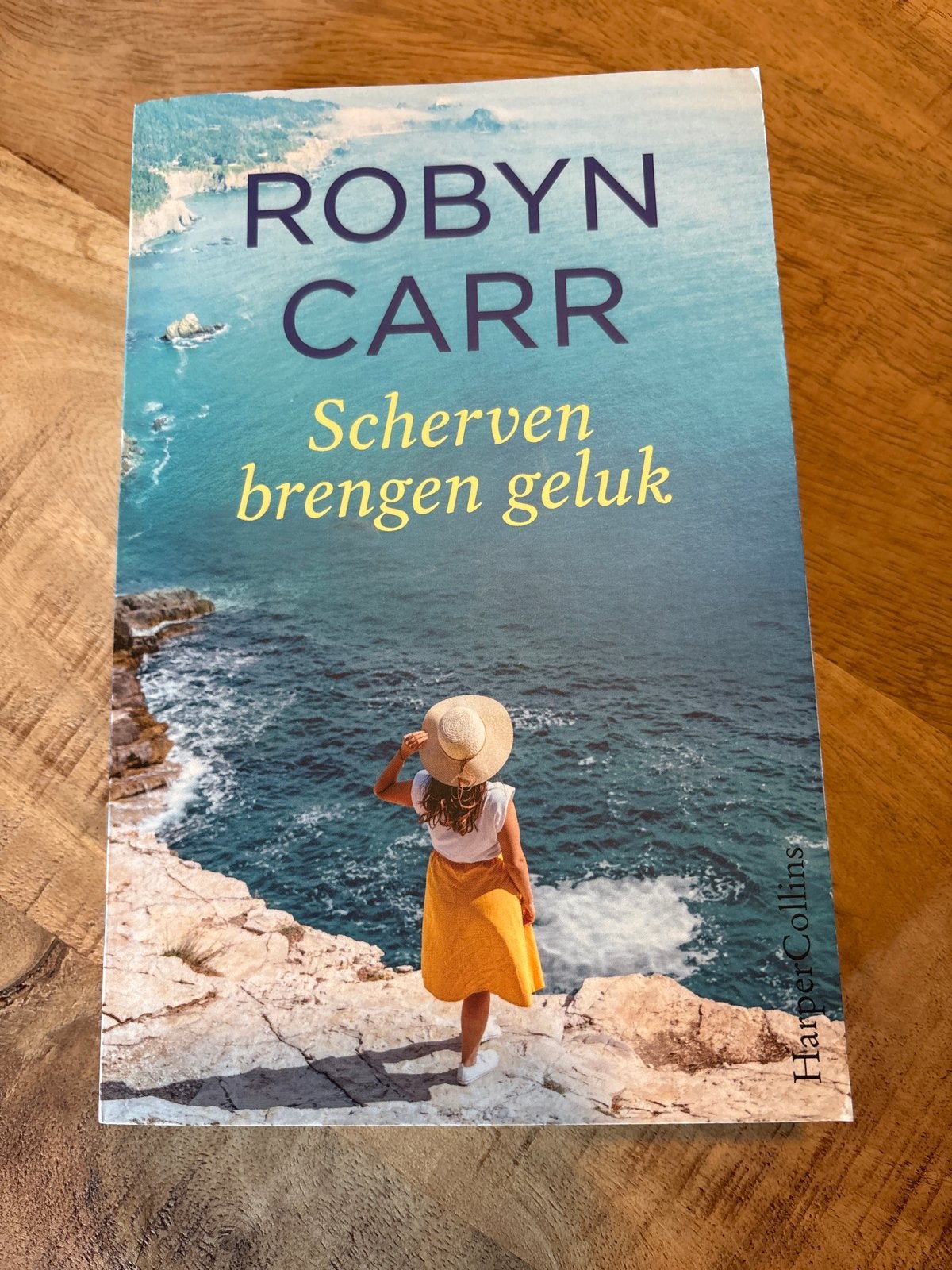 Robyn Carr - Scherven brengen geluk (HarperCollins), Verzenden, Zo goed als nieuw, Nederland