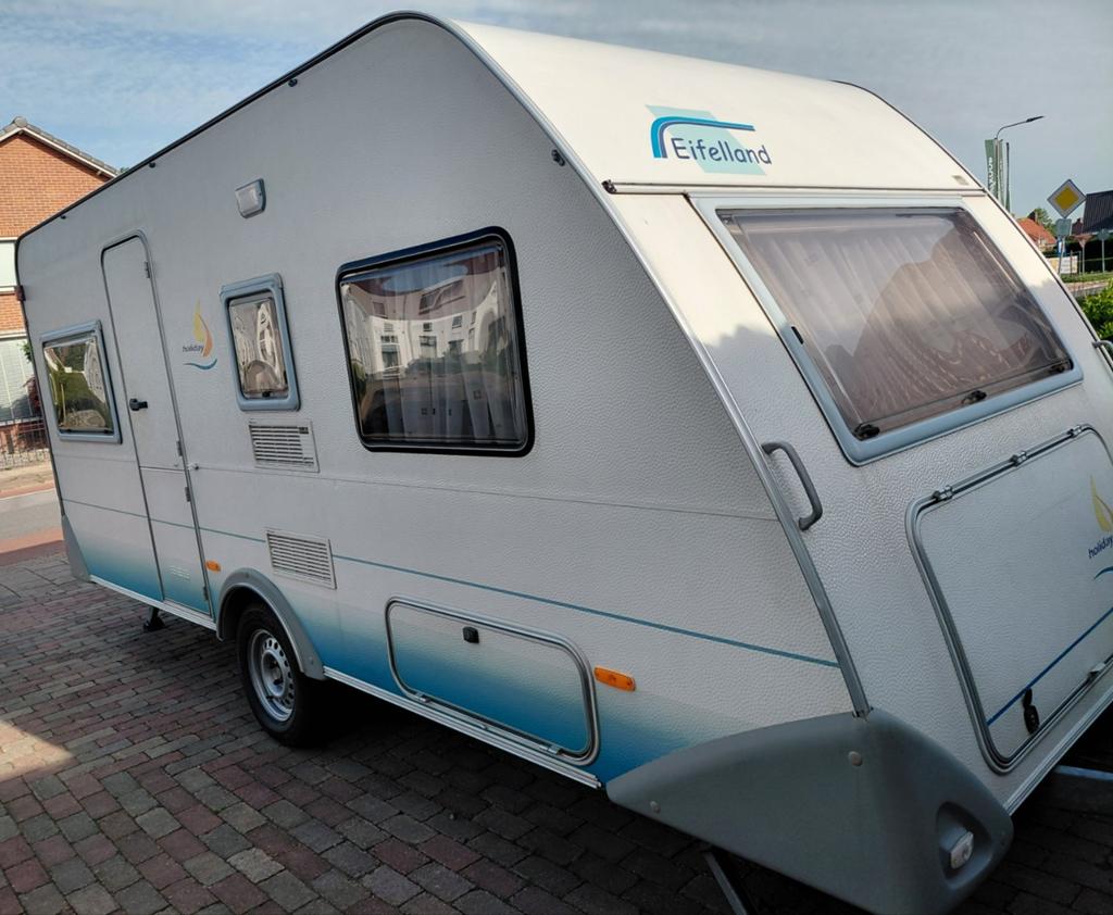Eifelland Holiday Caravan - Compact en Compleet, Caravans en Kamperen, Schokbreker, Rondzit, Dwarsbed, 750 - 1000 kg