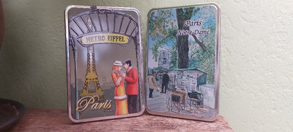 2 retro blikken koekendozen Parijs, Verzamelen, Ophalen of Verzenden, Nieuw, Koek(jes), Overige merken