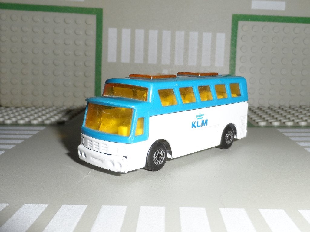 Matchbox Superfast No. 65 - Airport Coach KLM - Vintage 1:64, Ophalen of Verzenden, Gebruikt, Bus of Vrachtwagen