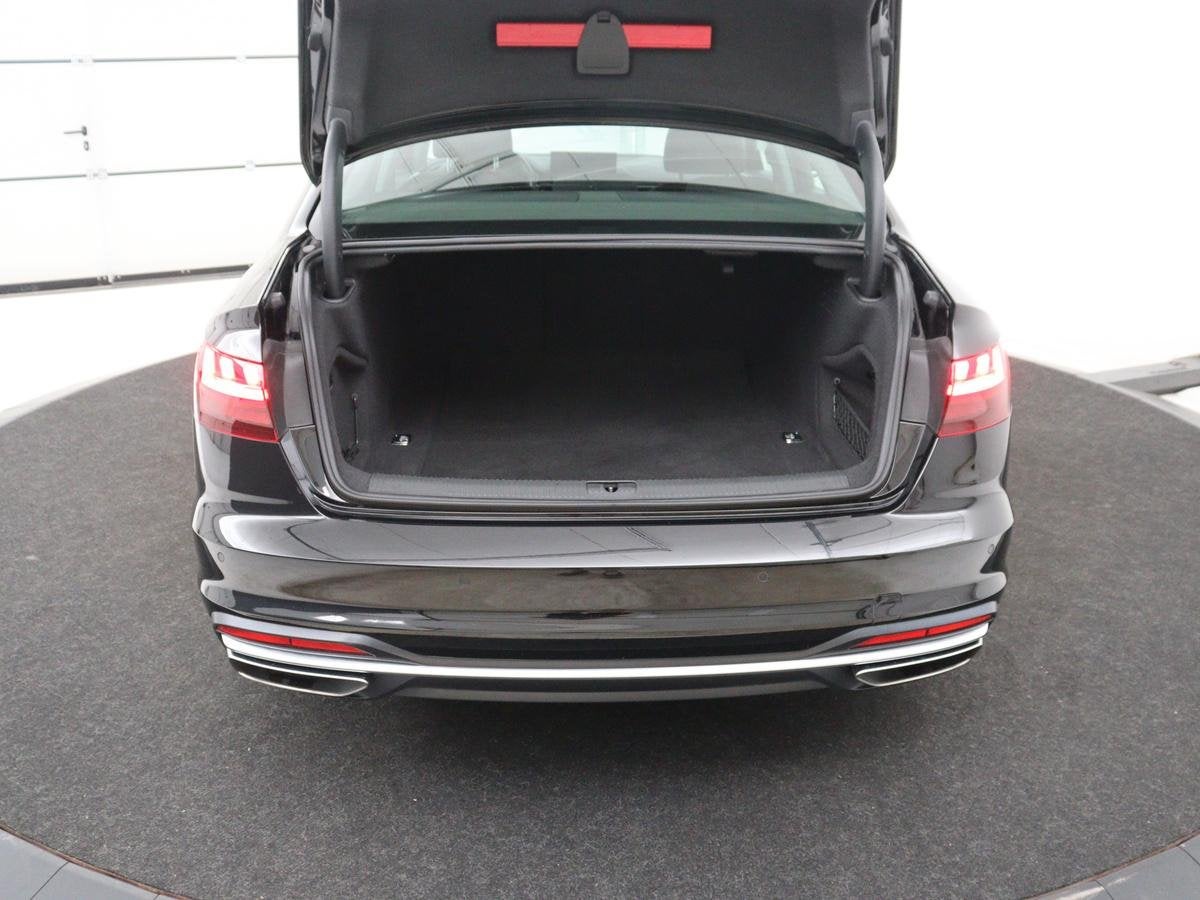 Foto 23 van Audi A4 Limousine 35 TFSI Launch edition Business | Cruise c