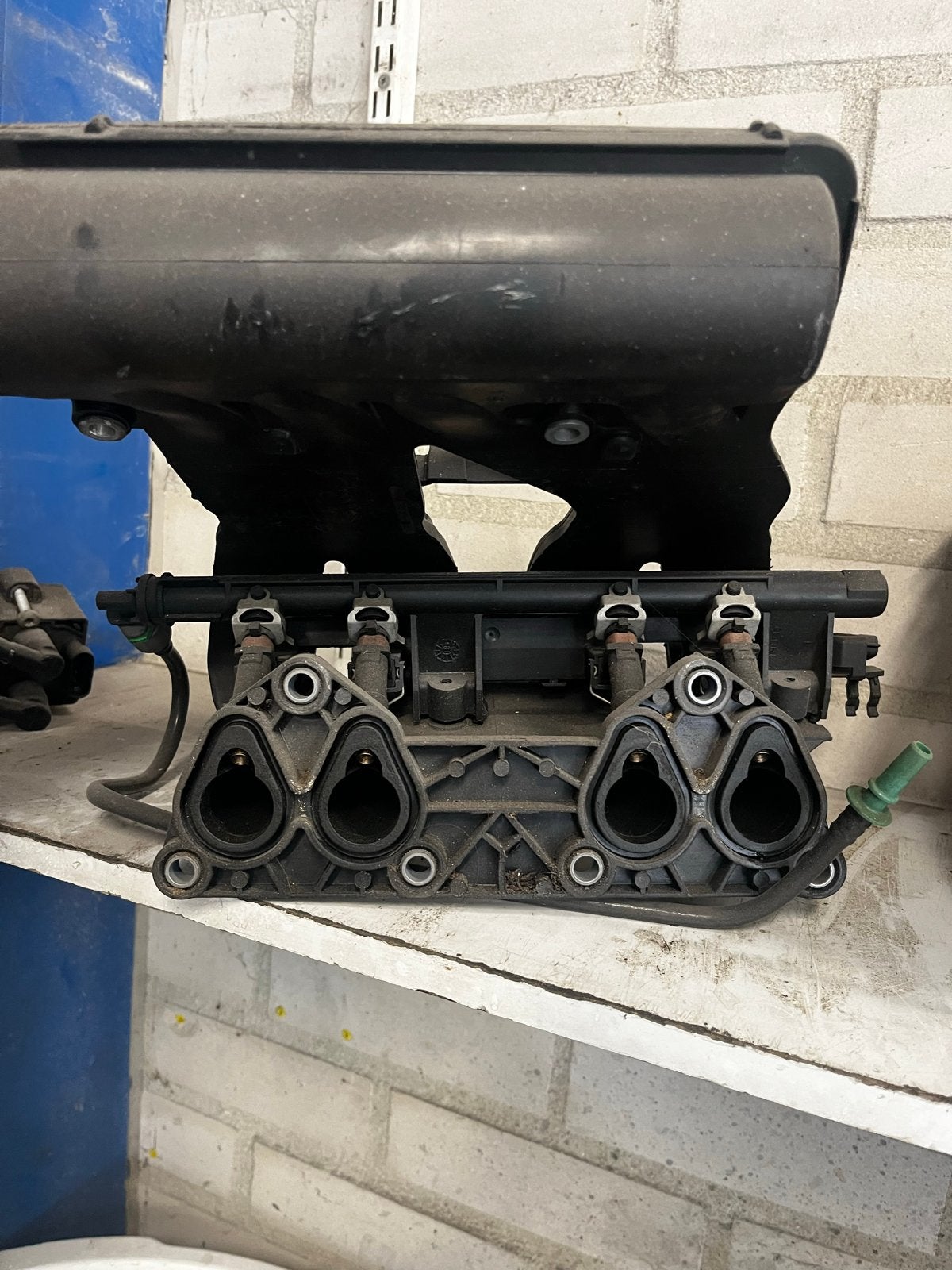 Bobine en inlaatspruitstuk Renault 8200521690, Ophalen, Gebruikt, Renault
