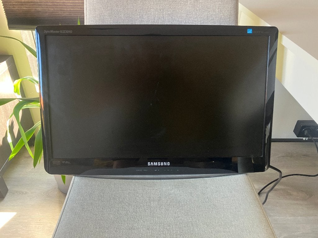 Samsung TV 22inch (60cm), ophangen. Zonder afstandsbediening, Ophalen, 50 Hz, Samsung