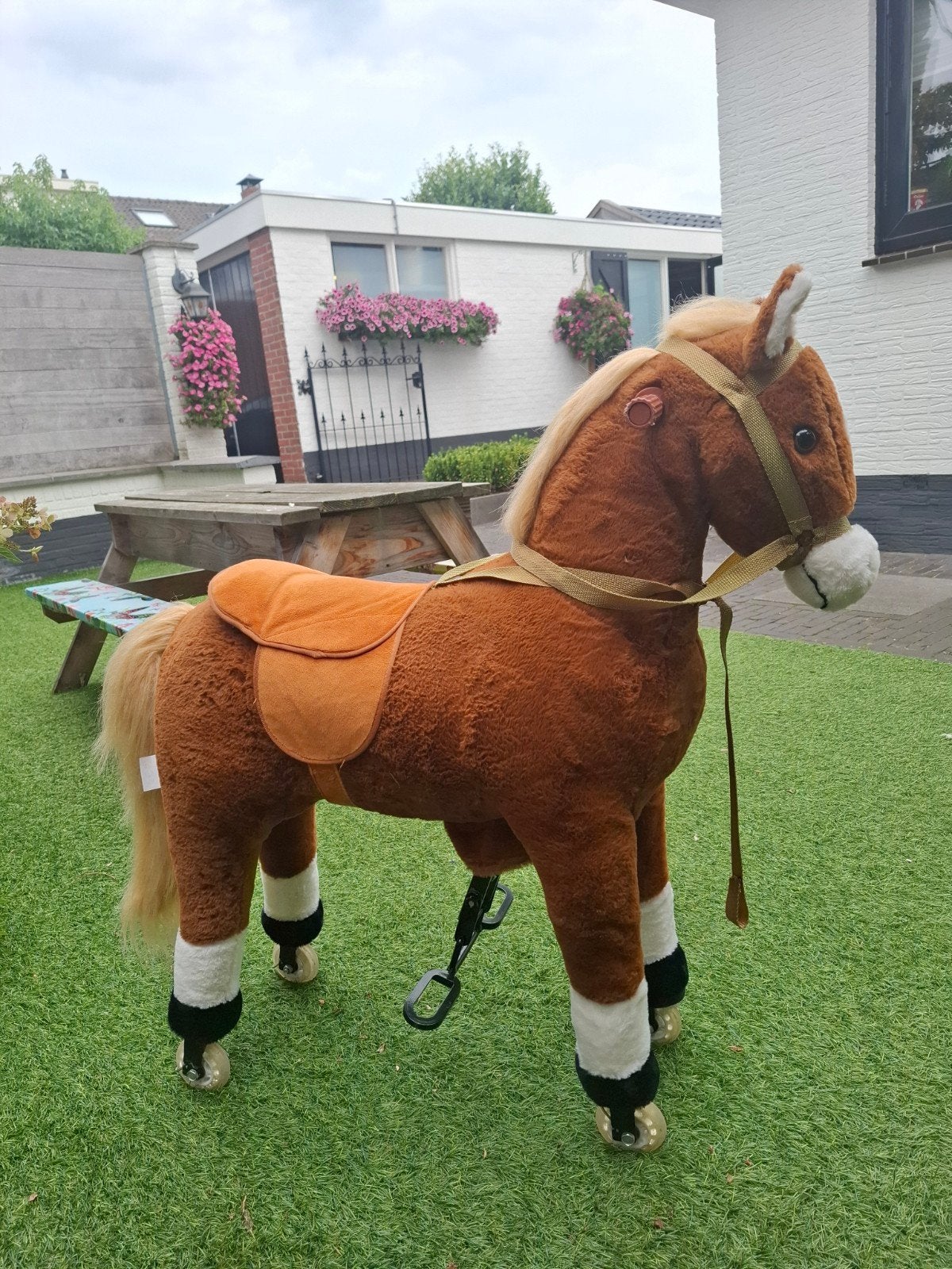 mechanisch loop paard - Bruin paard met wielen, Ophalen, Zo goed als nieuw, Loopvoertuig