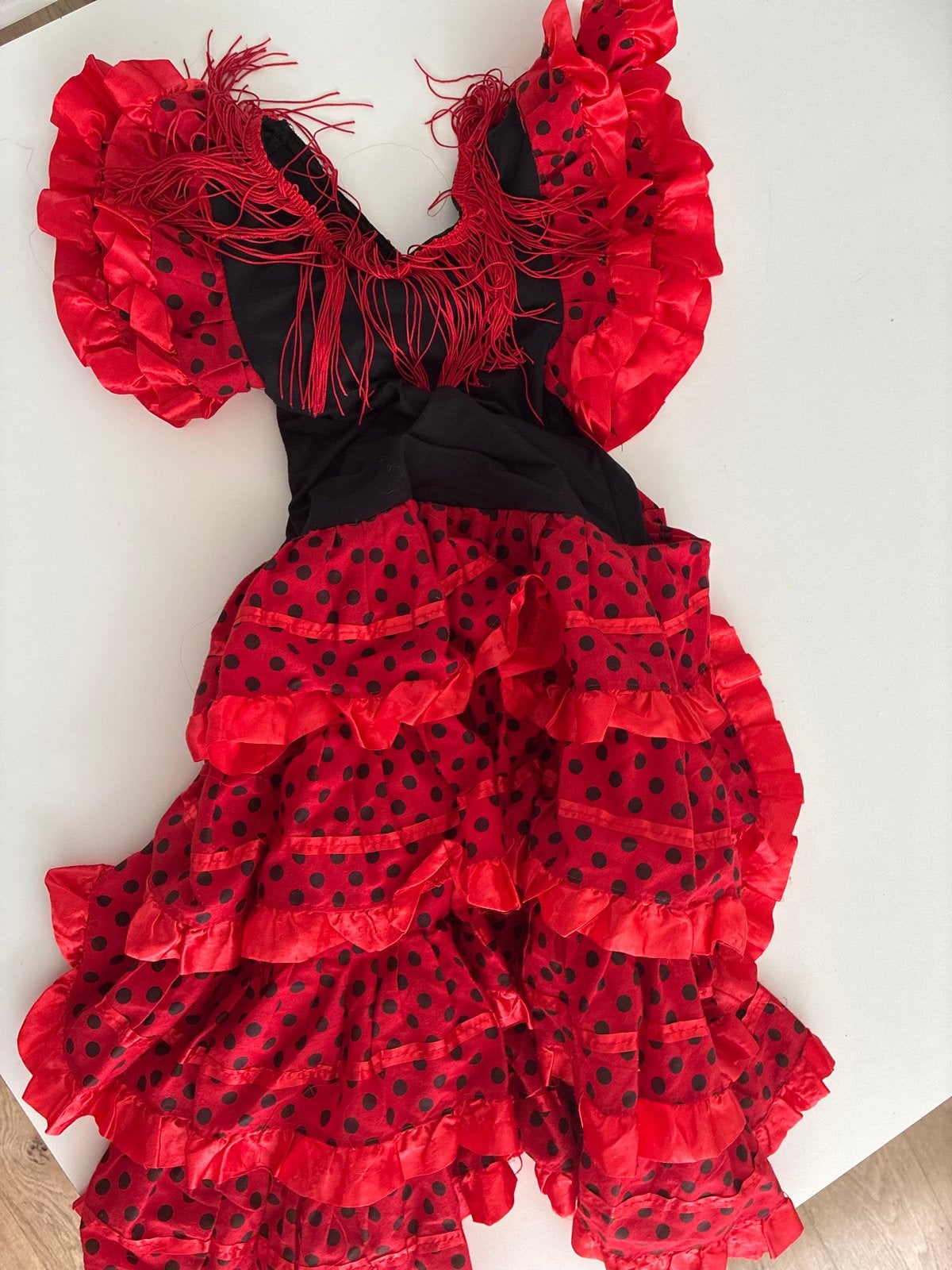 Flamenco jurk rood met zwarte stippen, Ophalen, Gebruikt, Meisje