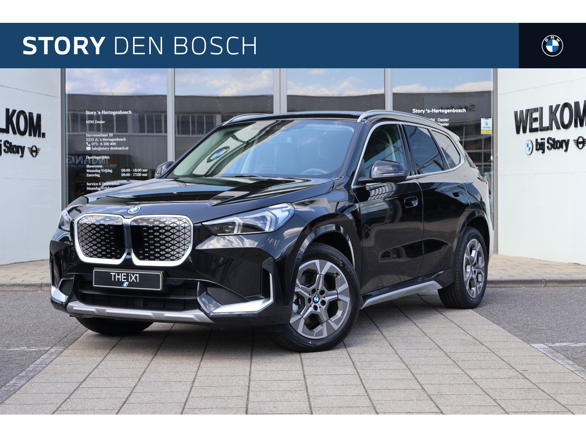 BMW iX1 eDrive20 xLine / Comfort Access / Achteruitrijcamera, Auto's, Dealer onderhouden, Zwart, Zwart, Leder