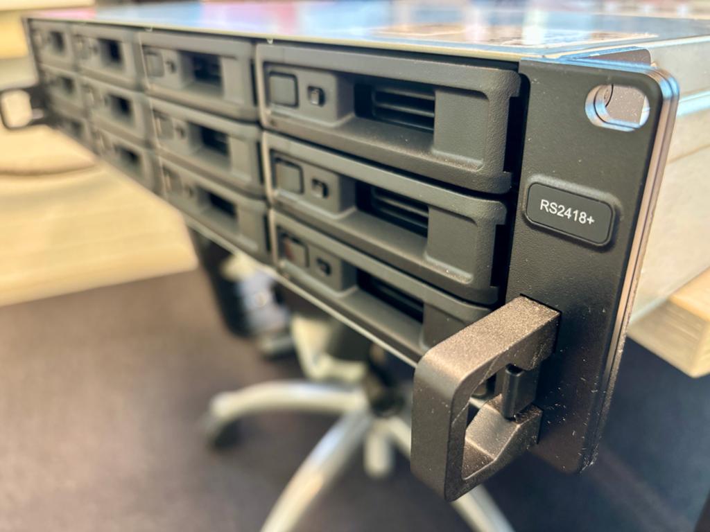 Synology RackStation RS2418+ NAS Server, Computers en Software, NAS, Ophalen, Gebruikt