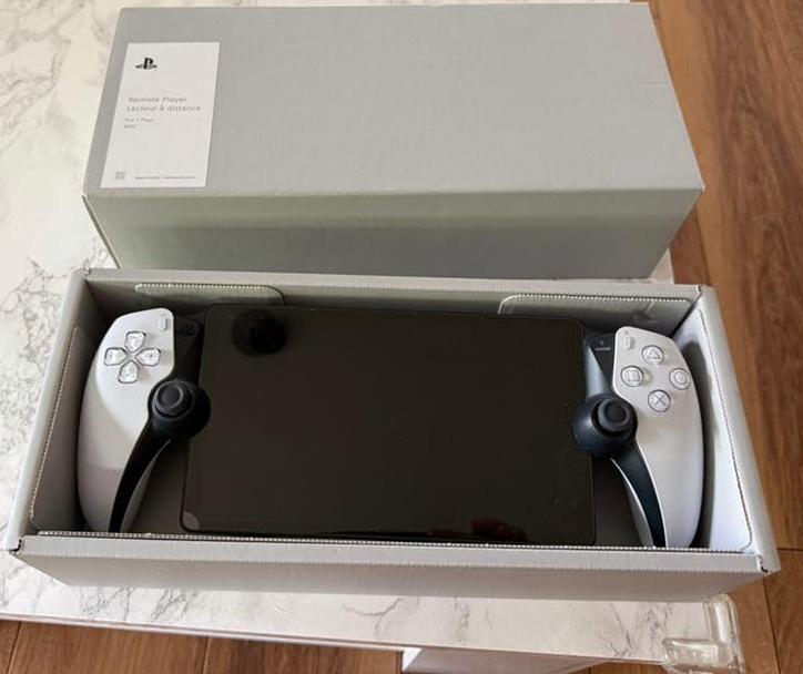 PS Portal, Spelcomputers en Games, Spelcomputers | Sony PlayStation 5, Zo goed als nieuw, Ophalen
