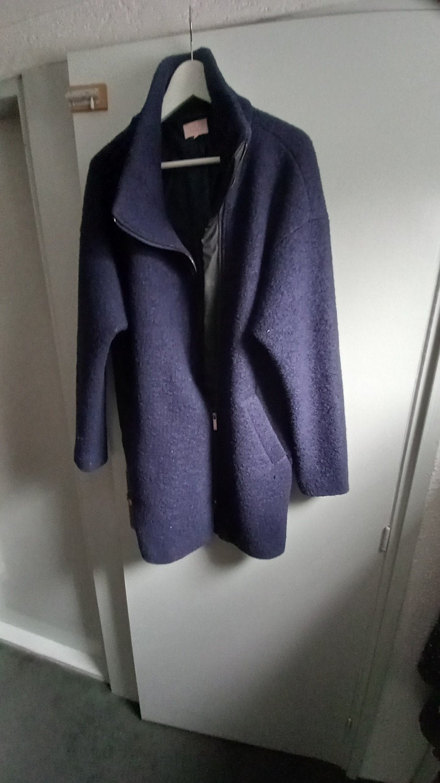 Donkerblauwe wollen jas, Blauw, Maat 46/48 (XL) of groter, Ophalen of Verzenden, Onbekend