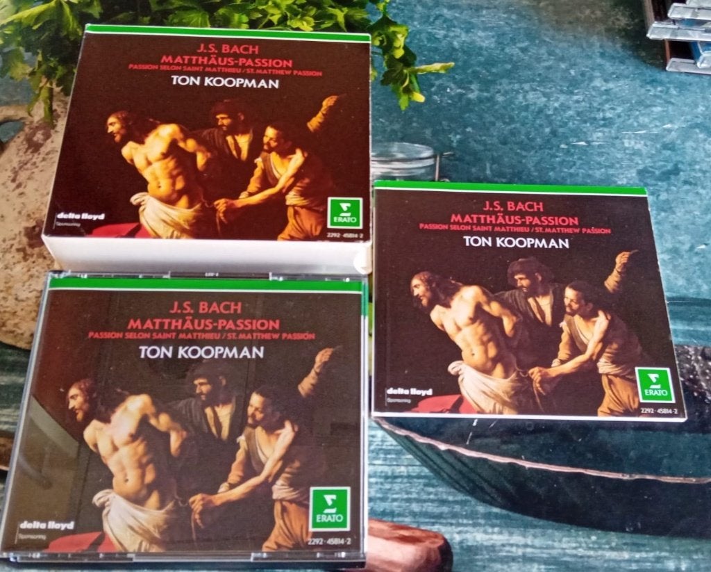 J.S. Bach Matthäus-Passion Ton Koopman (2 CD's).., Cd's en Dvd's, Inclusief doosje, Requiem, Ophalen of Verzenden, Zo goed als nieuw