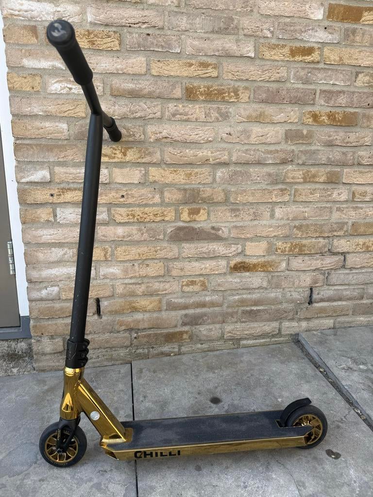 Chilli Pro Scooter - Goud/Zwart Stuntstep, Fietsen en Brommers, Steps, Ophalen of Verzenden, Gebruikt, Gewone step