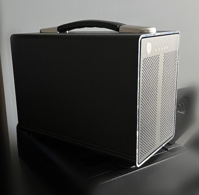 AKiTiO Thunder2 Quad 4-bay schijfbehuizing (Thunderbolt 2), Thunderbolt, HDD, Ophalen of Verzenden, Zo goed als nieuw