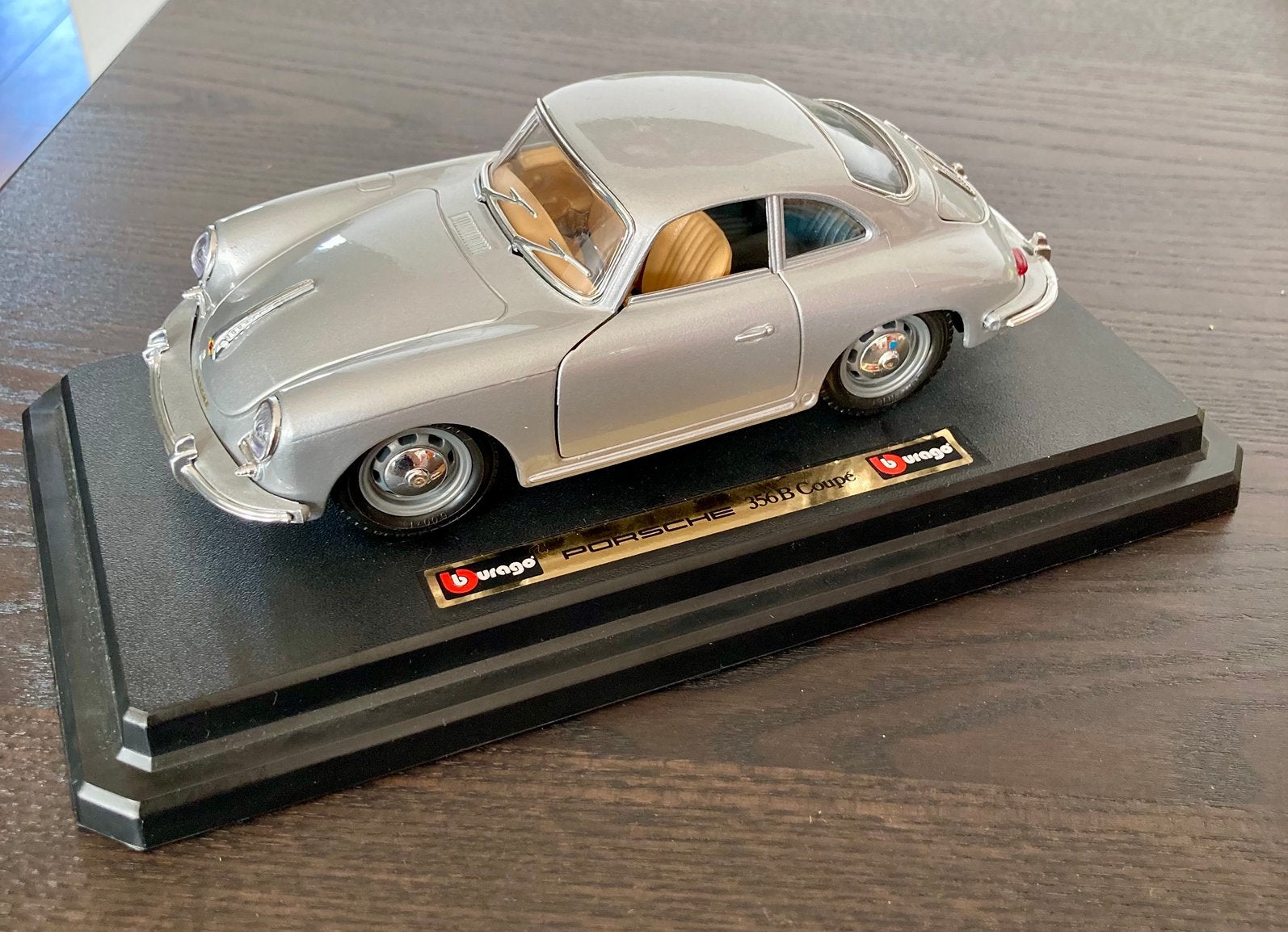Mooie Bburago Porsche 356B Coupé, Ophalen of Verzenden, Zo goed als nieuw