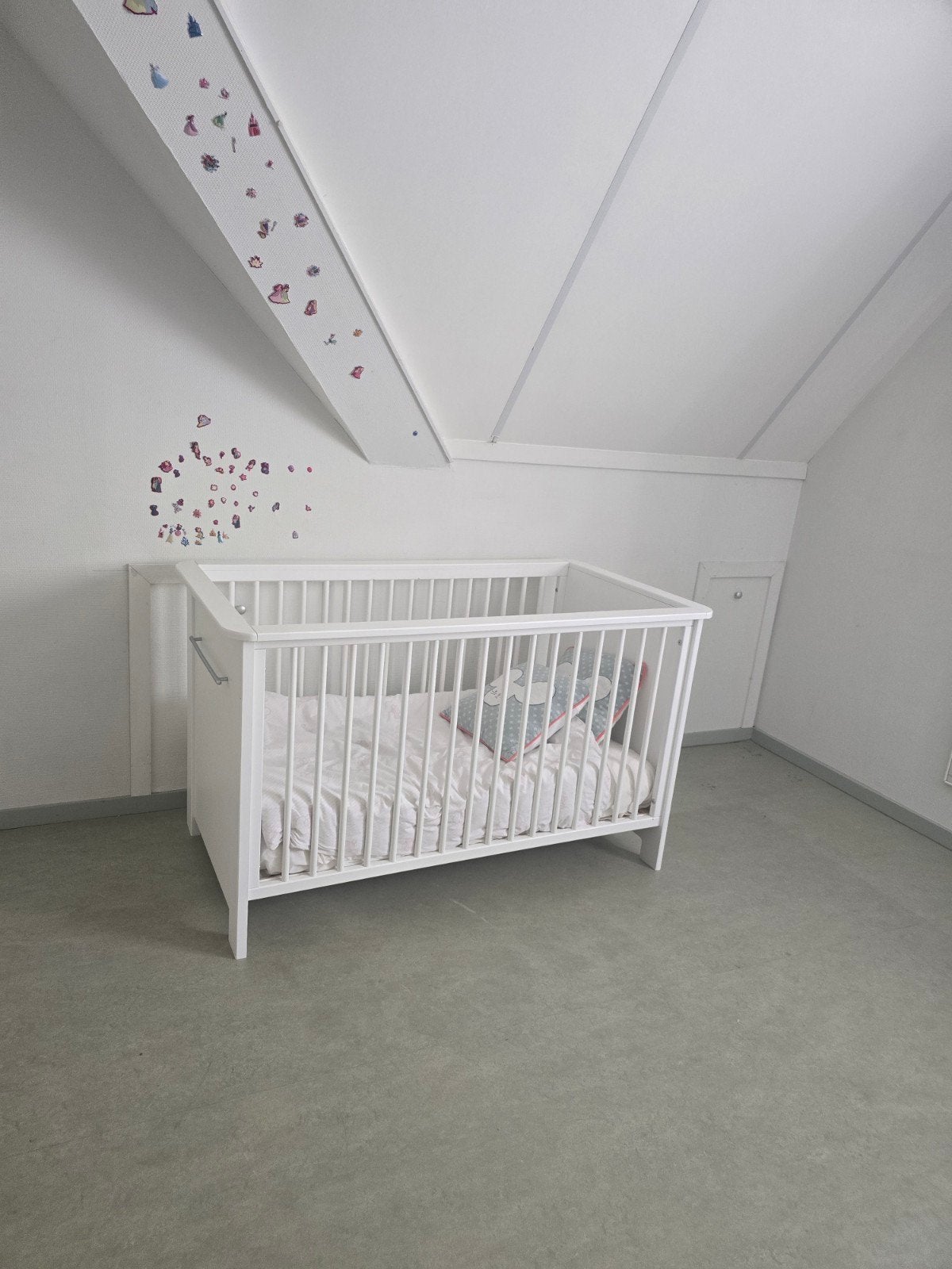 Wit ledikant voor baby of peuter, Ophalen, Gebruikt, Ledikant