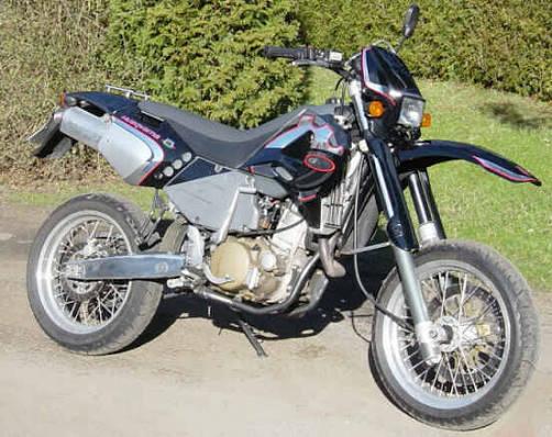 GEZOCHT wielenset of velgenset husqvarna sm610 (ca1990-2008), Ophalen
