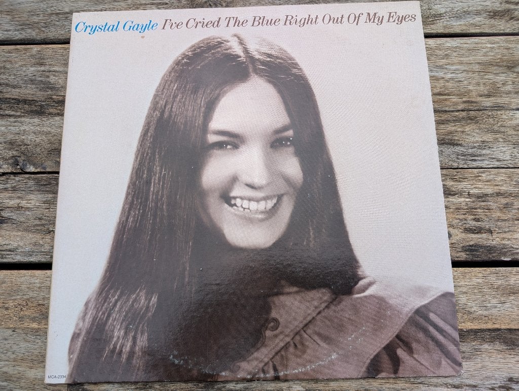 LP Crystal Gayle - I've cried the blue right out of my eyes, Ophalen of Verzenden, Zo goed als nieuw, 12 inch
