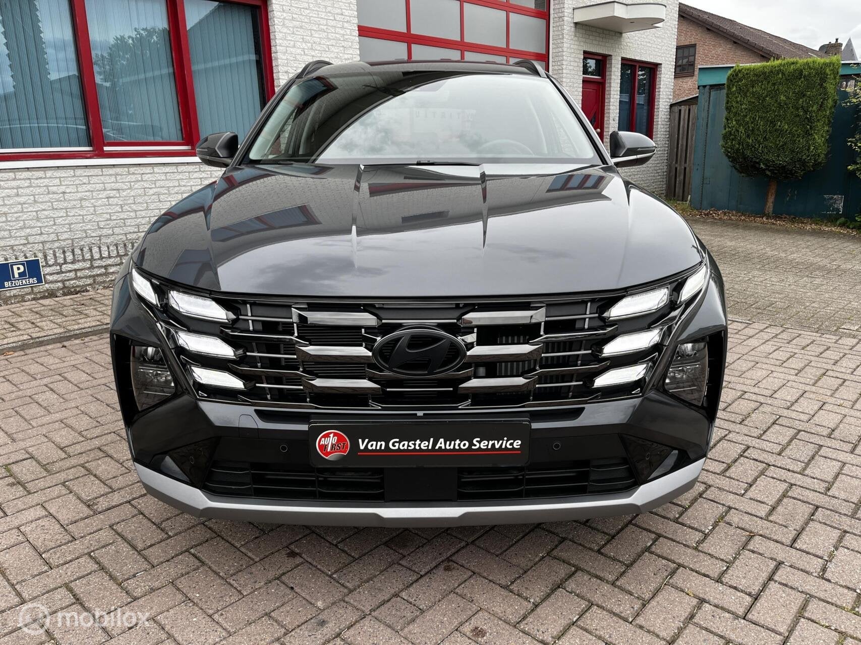 Hyundai Tucson 1.6 T-GDI MHEV Comfort, Auto's, Hyundai, Stof, Gebruikt, Zwart, 4 cilinders