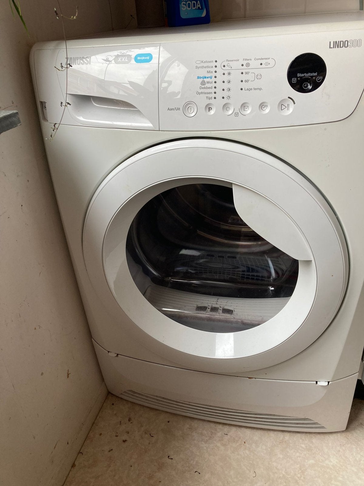 Wasmachine (in Amsterdam), Witgoed en Apparatuur, Wasmachines, Zo goed als nieuw, 85 tot 90 cm, 1200 tot 1600 toeren, Ophalen